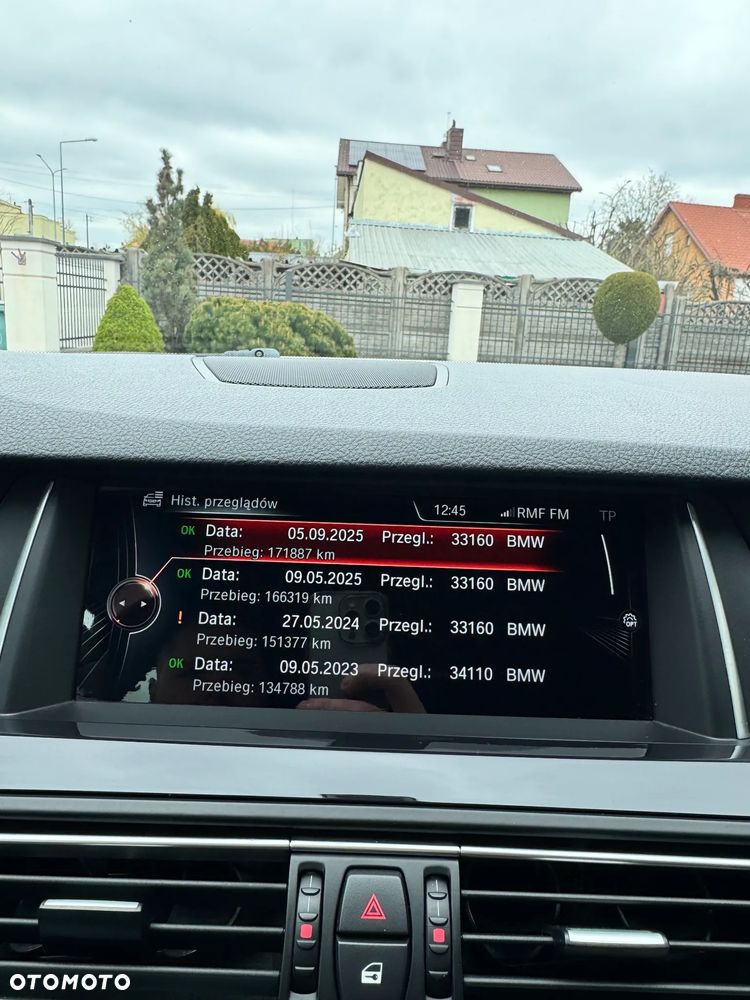 BMW Seria 5 530d xDrive - 17