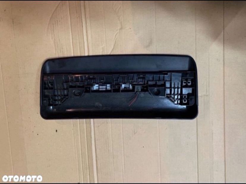 9647735077 trzecie światło stop kombi Peugeot 407 - 1