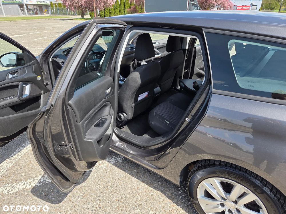 Peugeot 308 BlueHDi 130 EAT8 Stop & Start Allure - 11