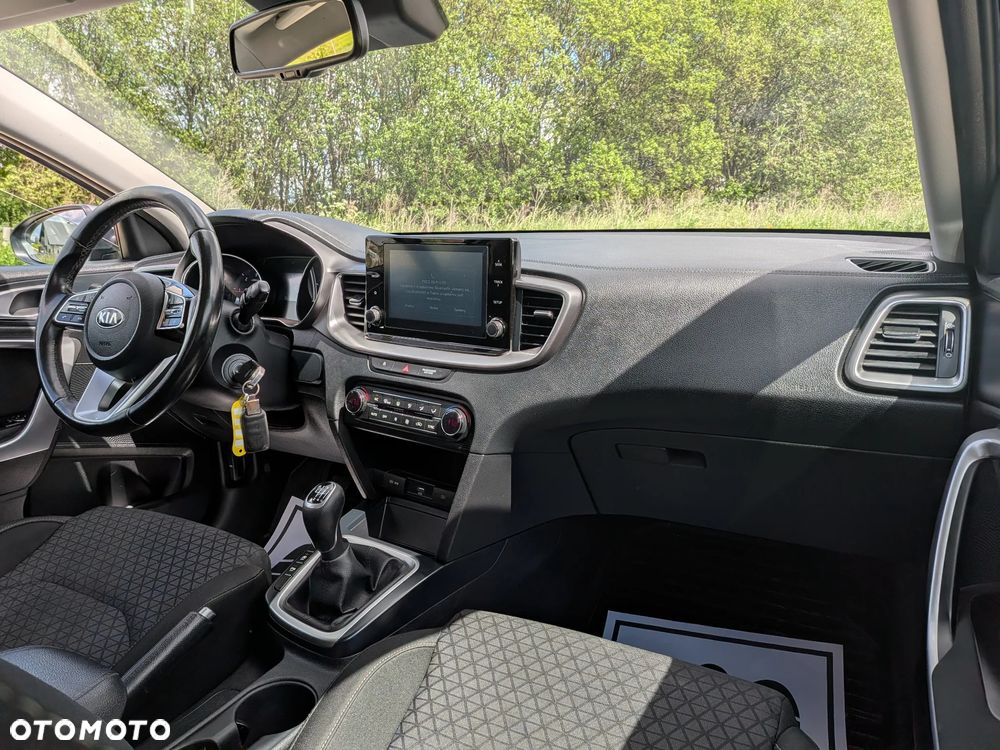 Kia Ceed 1.6 CRDi SCR L Business Line - 8