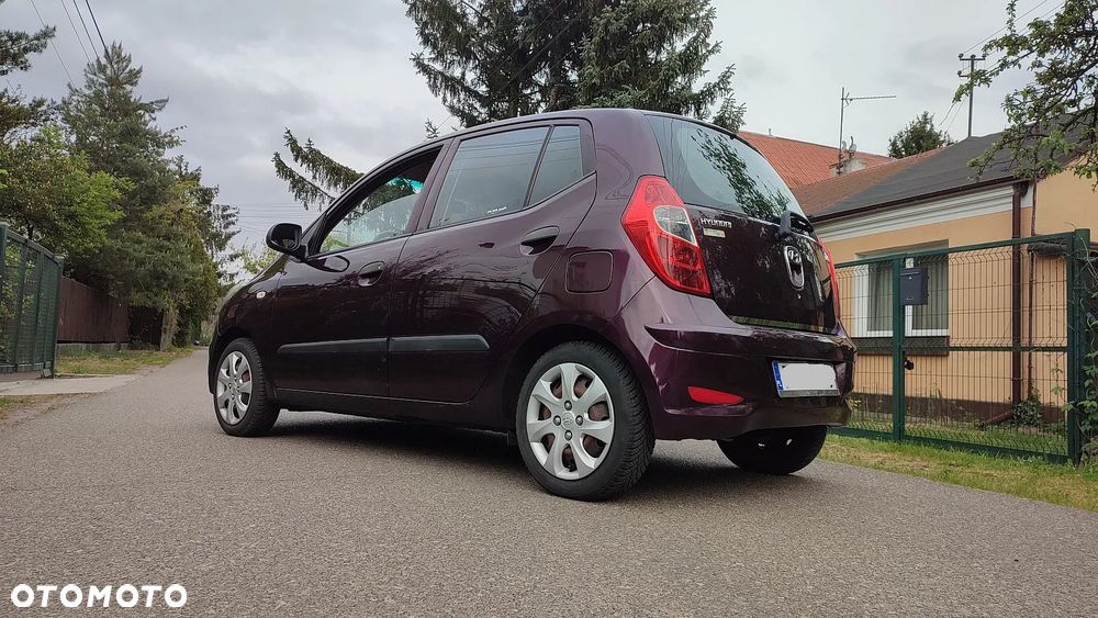 Hyundai i10 1.1 UEFA EURO 2012 Edition - 8