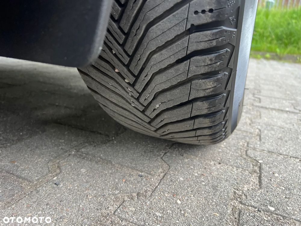 Ford Kuga 2.5P PHEV FWD Titanium X - 37