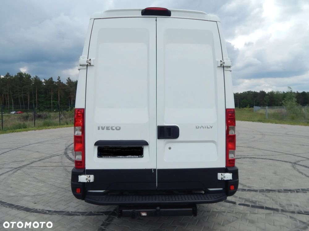 Iveco DAILY 35S15 2,3HPI L2H2 LIFT - 6