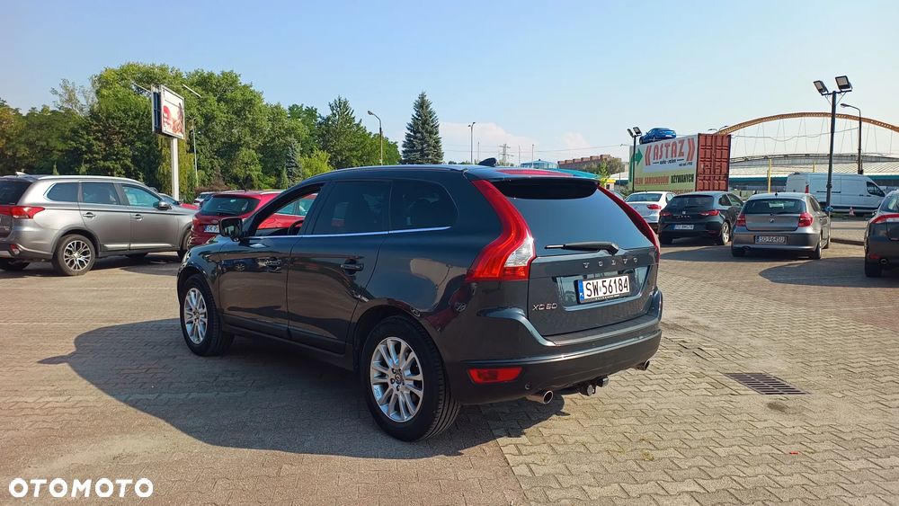 Volvo XC 60 D5 AWD Summum - 19