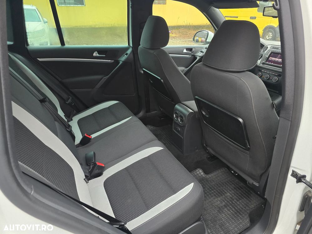 Volkswagen Tiguan - 13