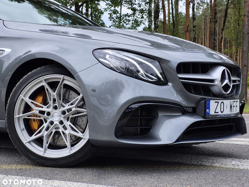 Mercedes-Benz Klasa E - 2