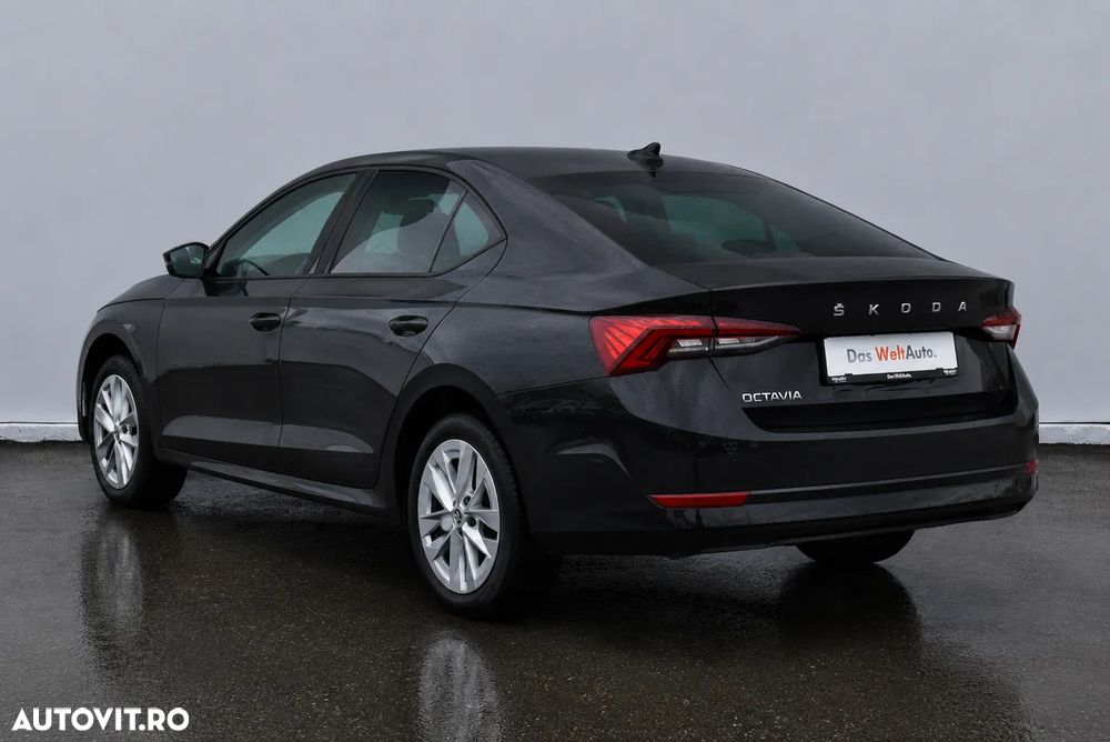 Skoda Octavia 2.0 TDI DSG Style - 4