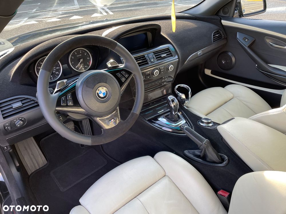 BMW Seria 6 650 i - 8