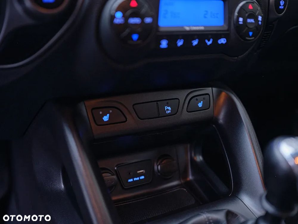 Hyundai ix35 1.7 CRDi Premium 2WD - 18