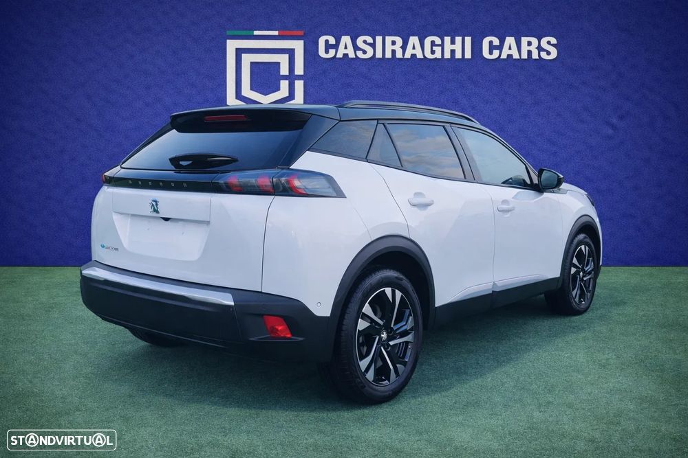 Peugeot e-2008 GT Pack - 3