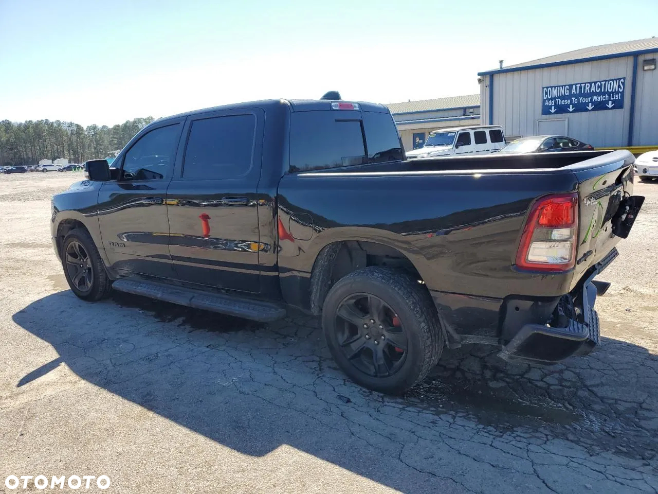 RAM 1500 5.7 Crew Cab Bighorn - 4