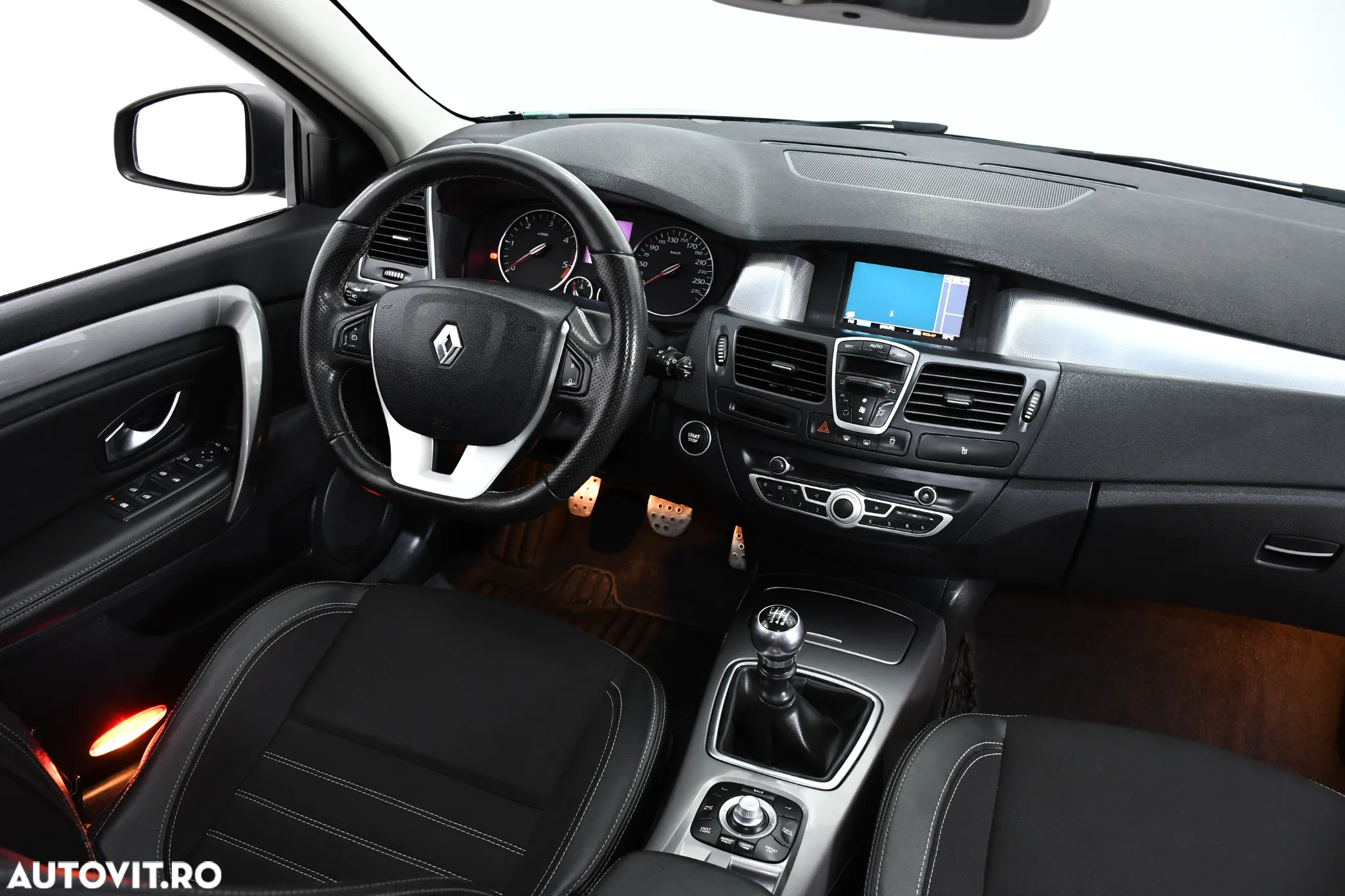 Renault Laguna 2.0 dCi FAP Expression - 5