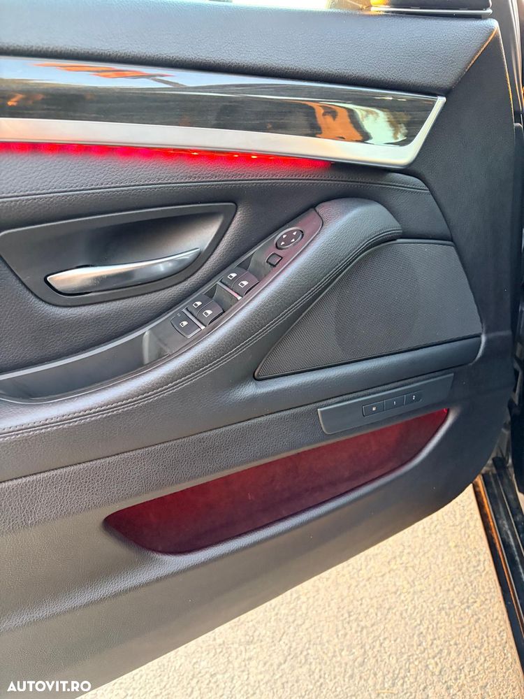 BMW Seria 5 520d Aut. - 18