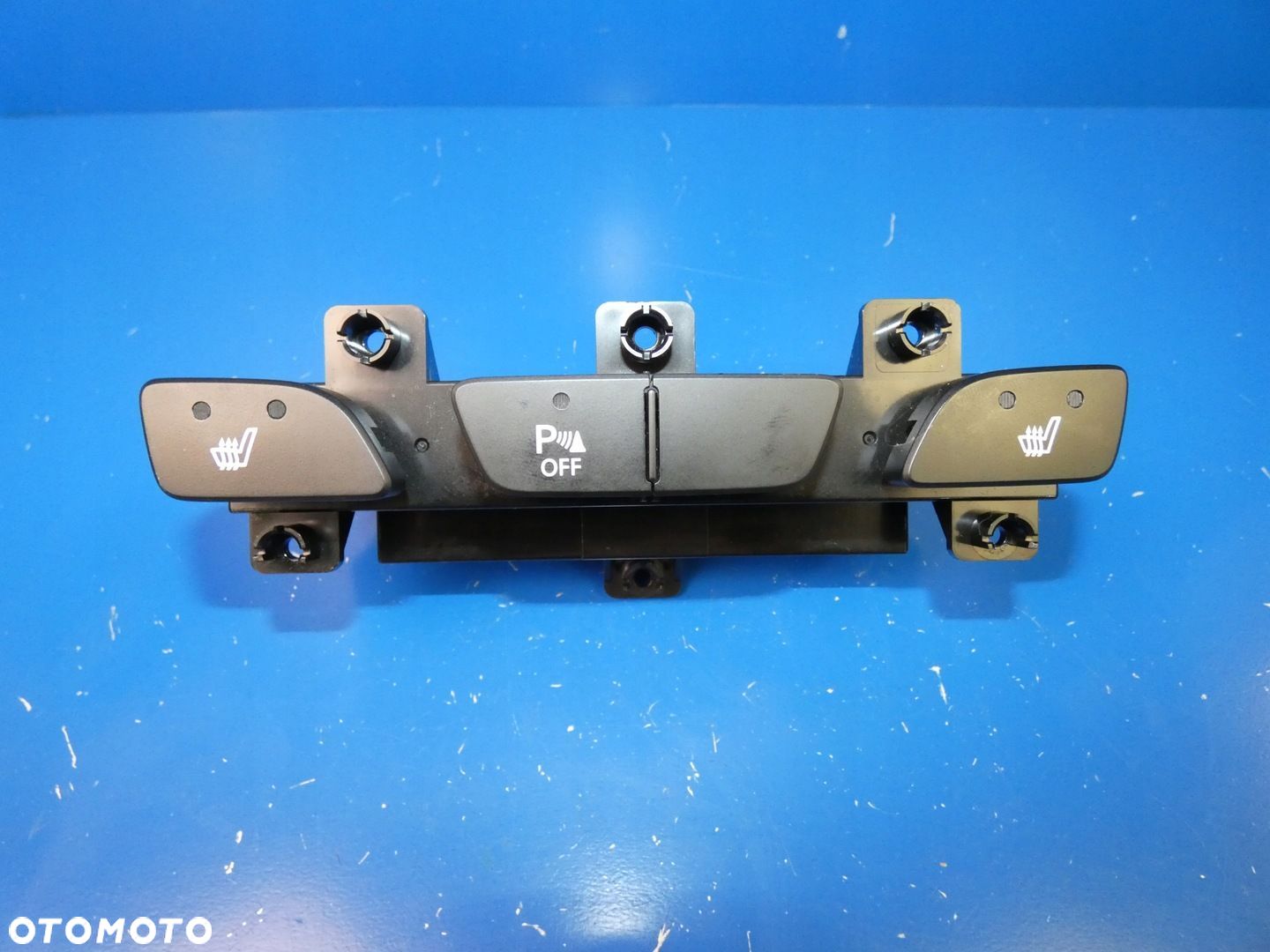HYUNDAI IX35 PANEL PODGRZEWANIA FOTELI PRZYCISKI - 1