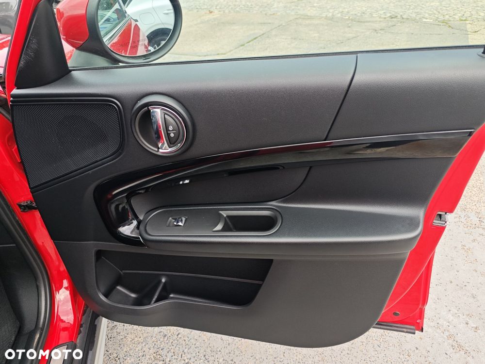 MINI Countryman Cooper All4 Essential Trim - 34