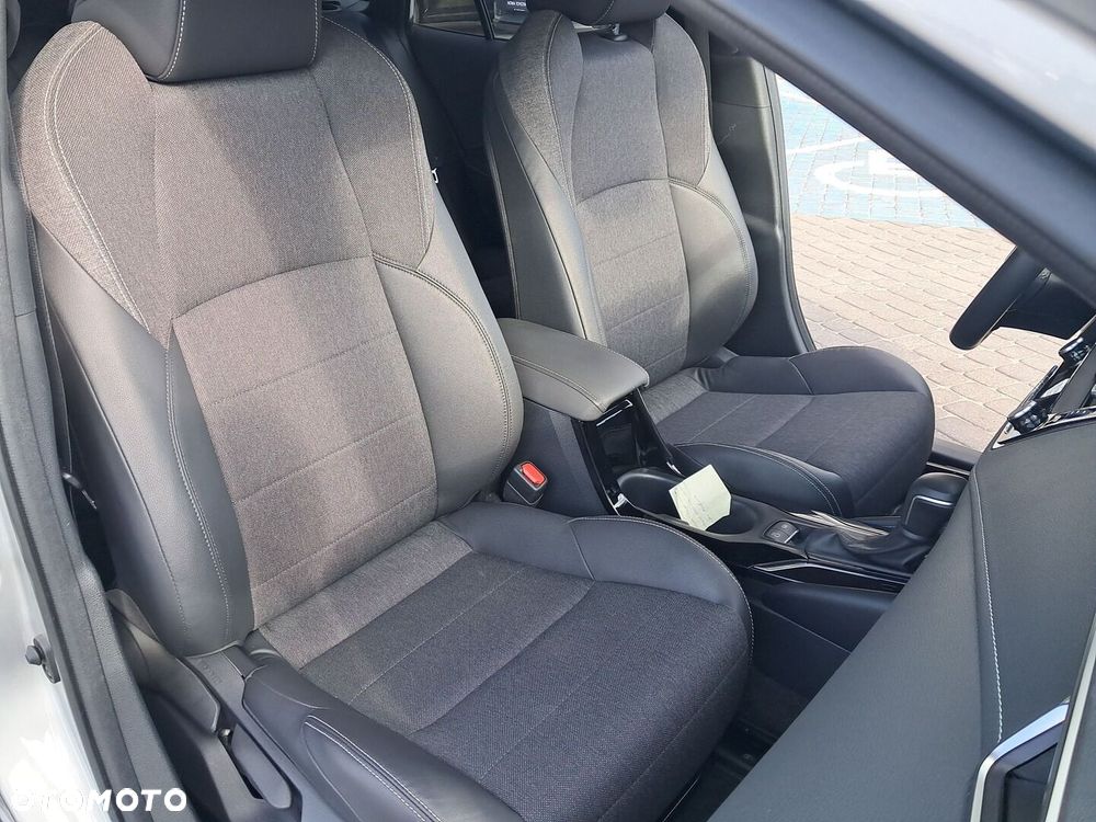 Toyota Corolla 1.8 Hybrid Style - 16