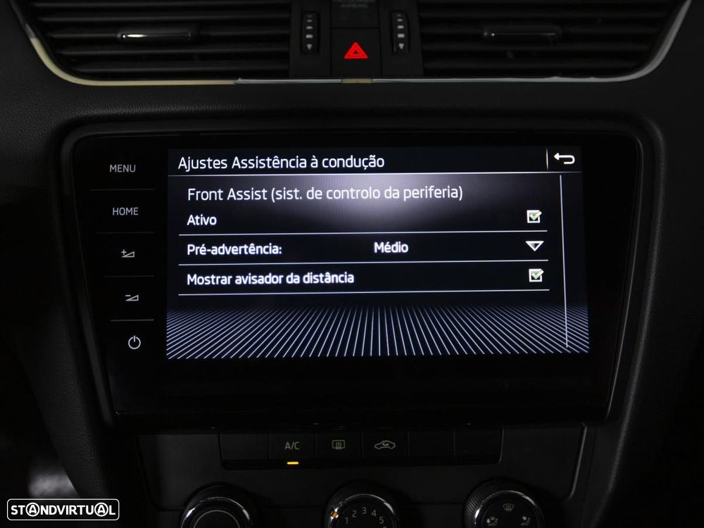 Skoda Octavia Break 2.0 TDI Ambition DSG - 24