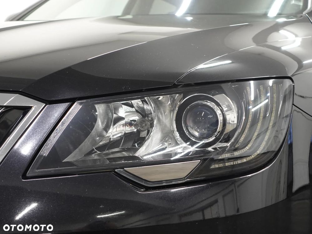 Skoda Superb 1.8 TSI Ambition - 14