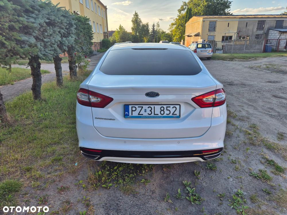 Ford Mondeo 2.0 TDCi Bi-Turbo Titanium PowerShift - 4