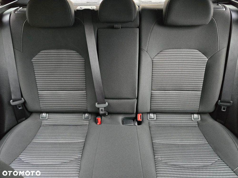 Kia Ceed 1.5 T-GDI OPF Vision - 20