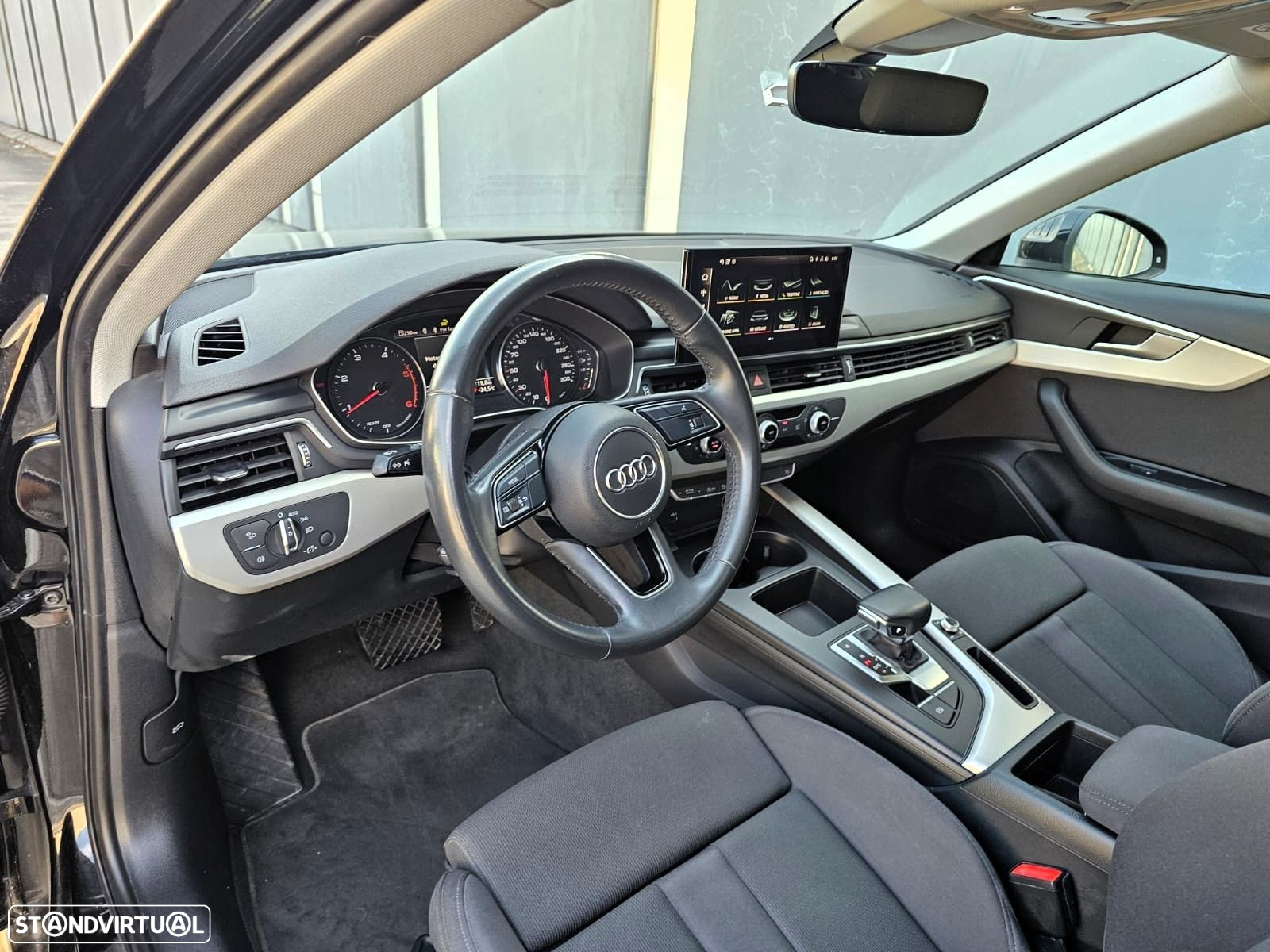 Audi A4 Avant 30 TDI S tronic - 9