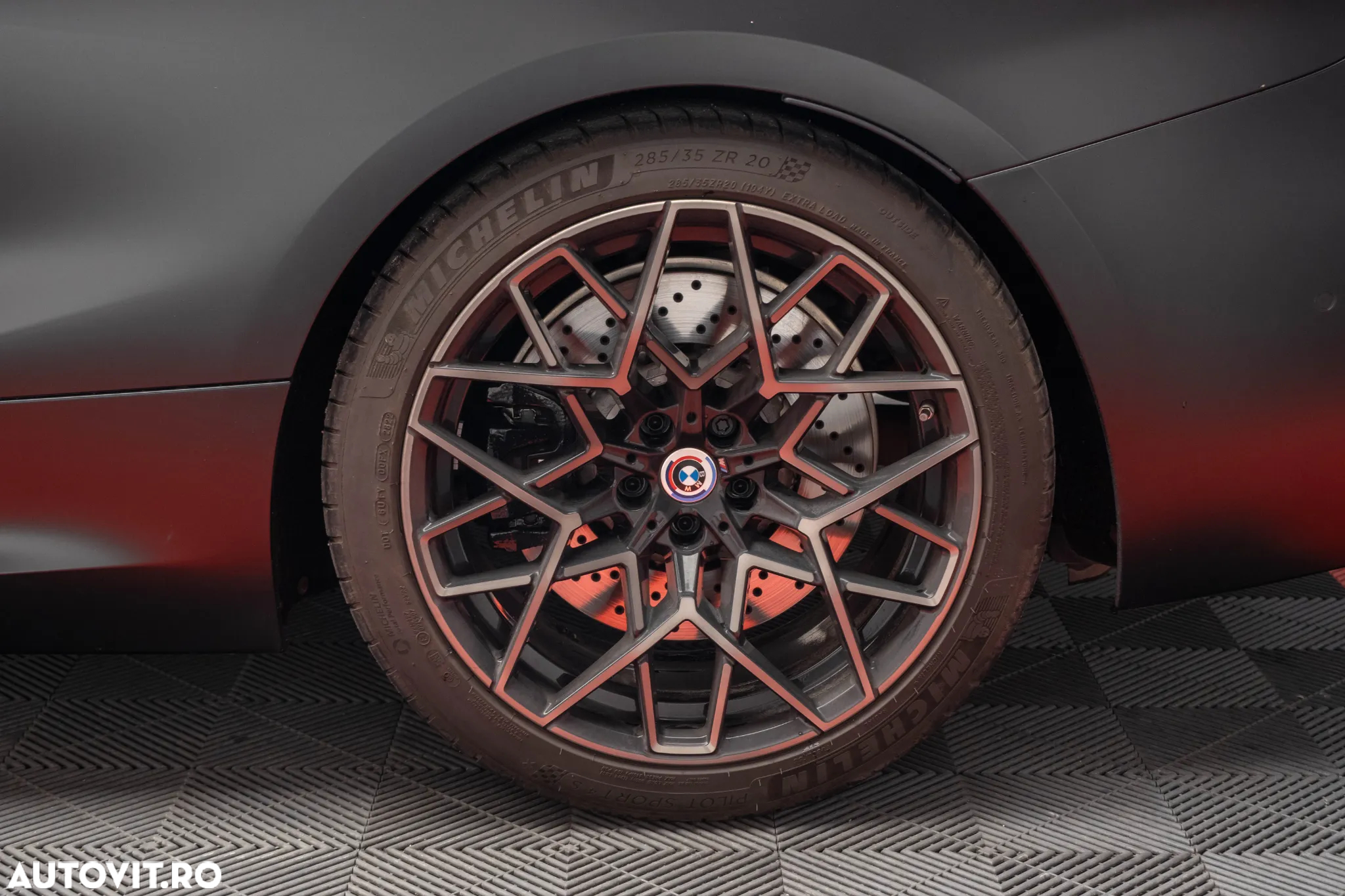 BMW M8 AT - 37