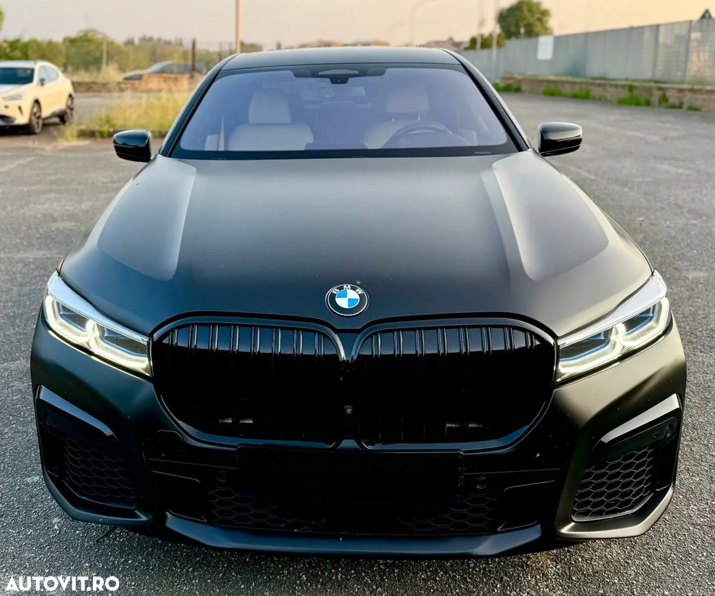BMW Seria 7 750Li xDrive - 2