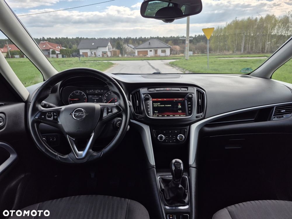 Opel Zafira Tourer 1.4 Turbo Business Innovation - 18