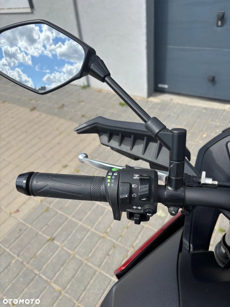 Yamaha Tracer - 9