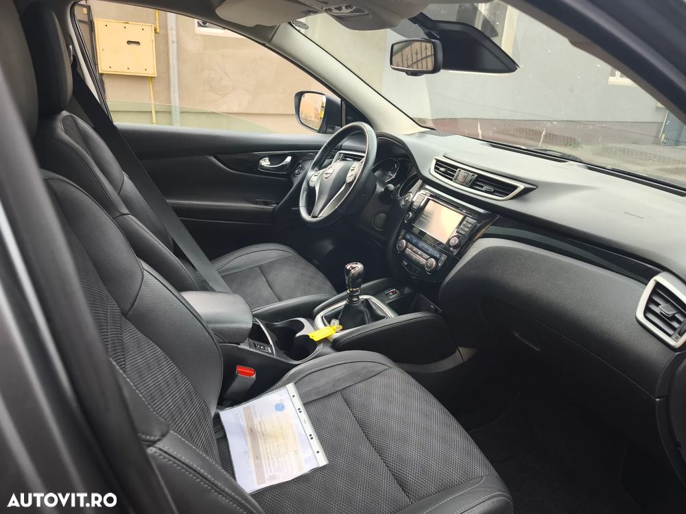 Nissan Qashqai 1.6 DCI TEKNA+ - 10