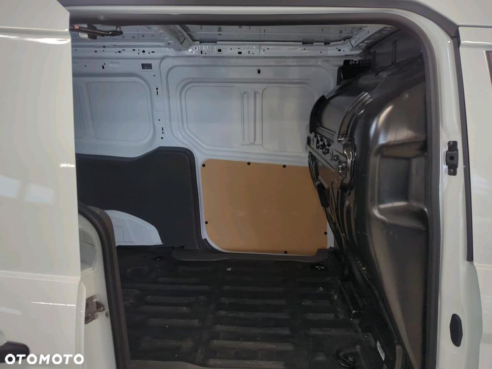 Ford Transit Connect - 7