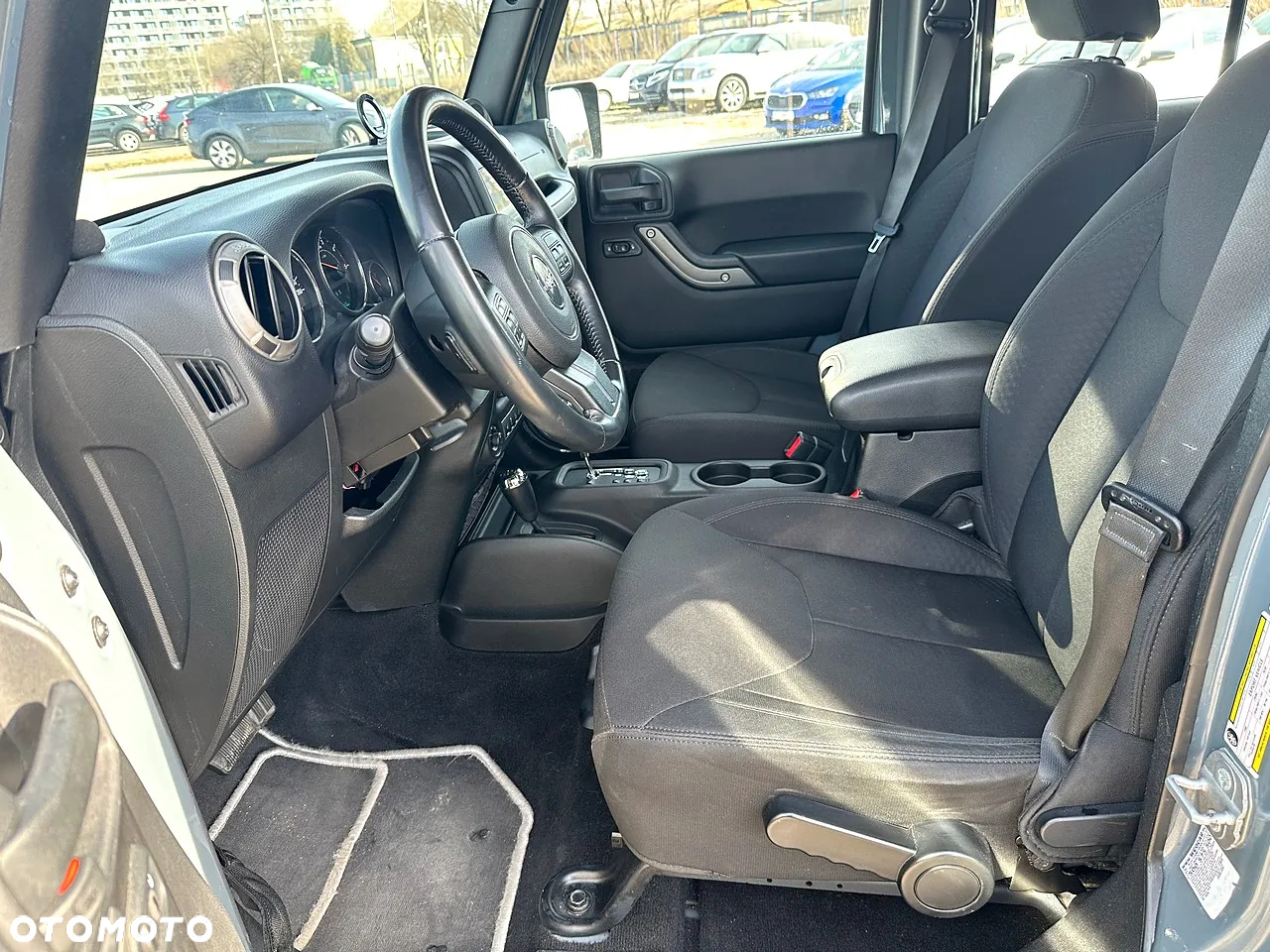 Jeep Wrangler 2.8 CRD Unlim Sport - 19