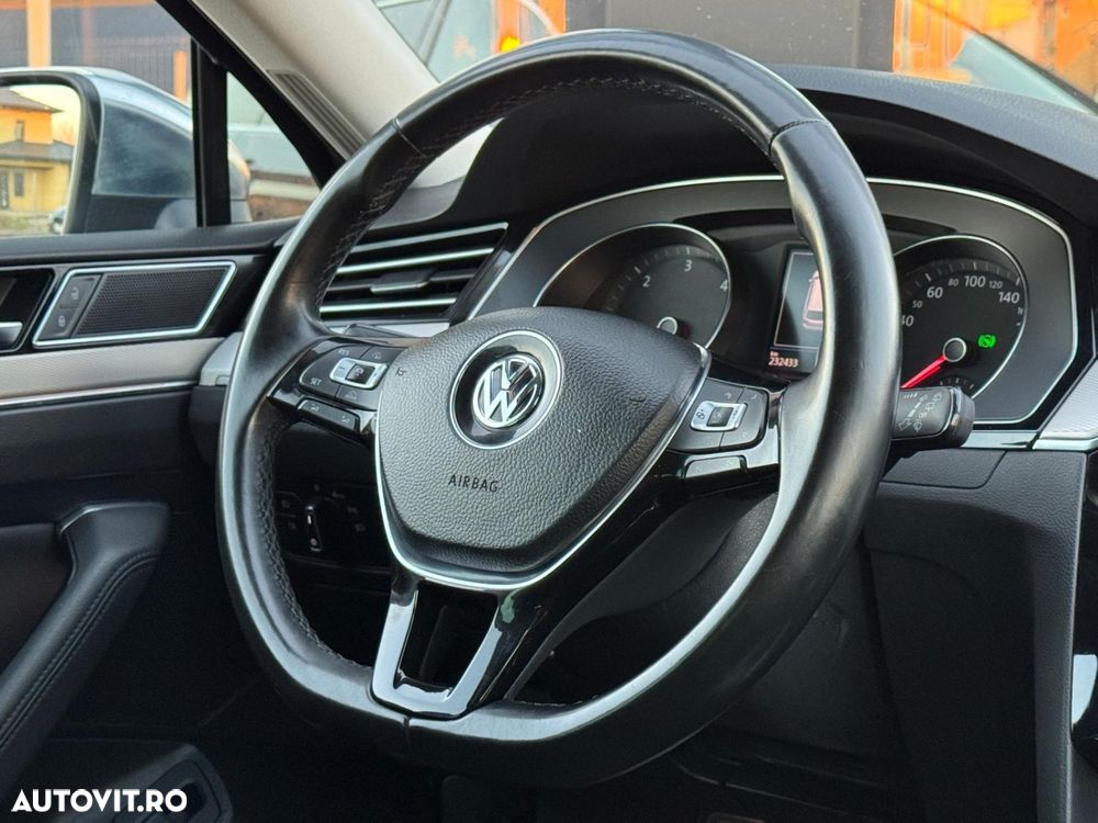 Volkswagen Passat Alltrack - 9