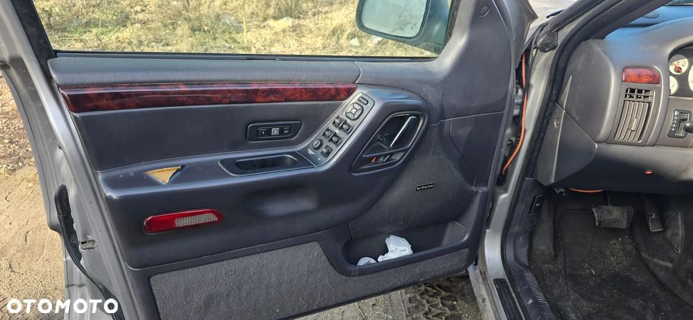 Jeep Grand Cherokee 3.1L TD Limited - 12