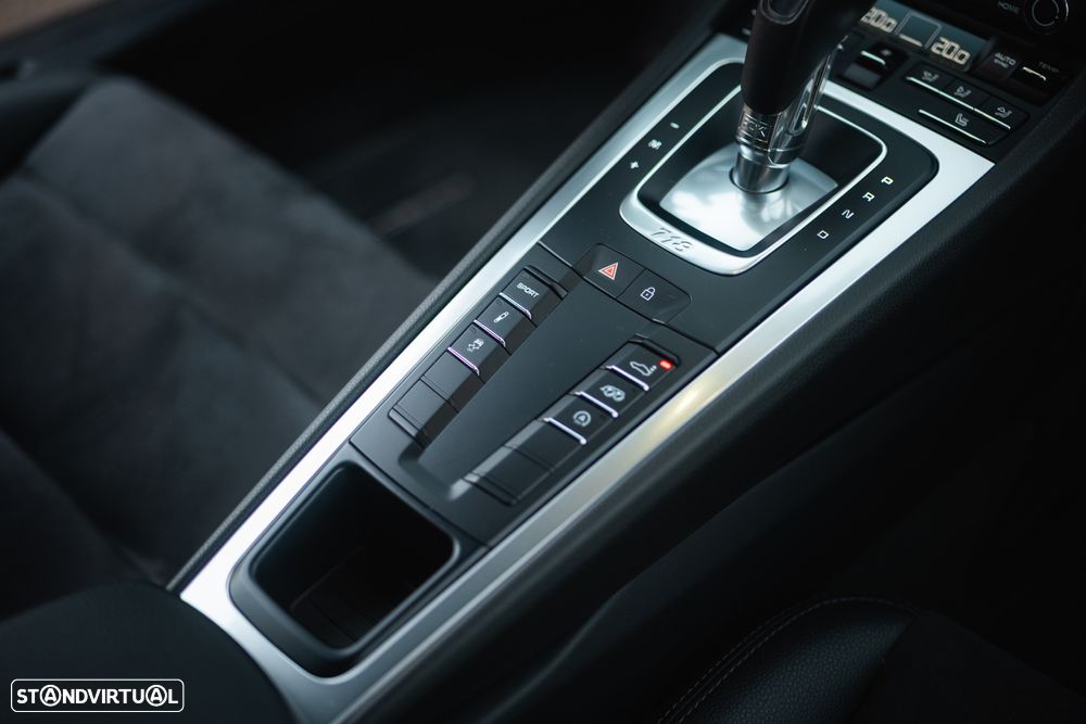 Porsche 718 Cayman 2.0 T PDK - 35