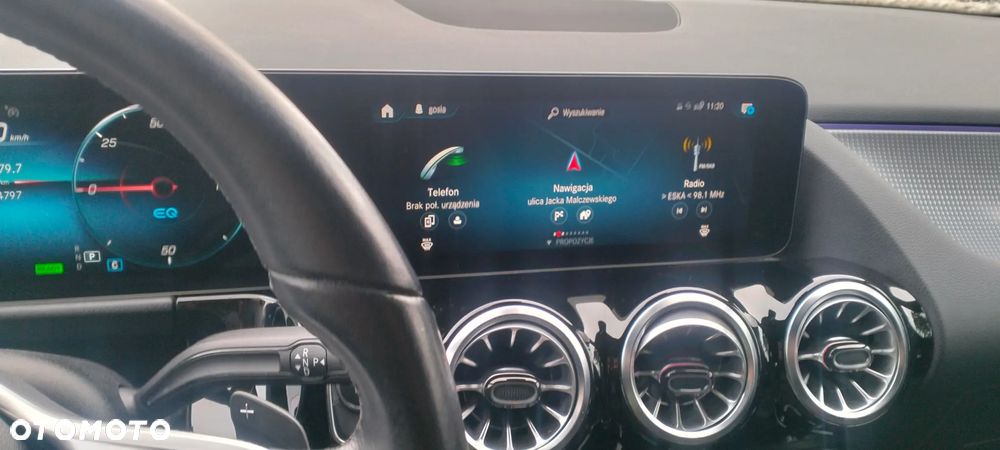 Mercedes-Benz EQA 350 66.5kWh 4-Matic AMG Line - 13