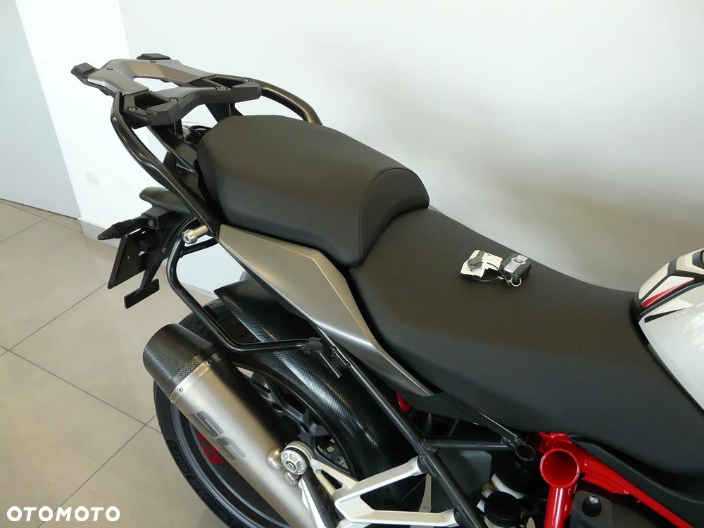 BMW RS - 26