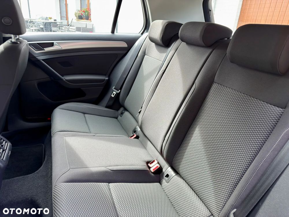 Volkswagen Golf 1.0 TSI BMT Trendline - 7