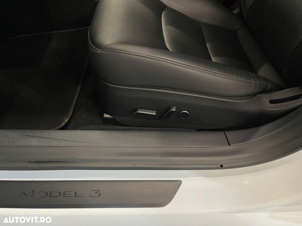 TESLA Model 3 2021 — imagine 26