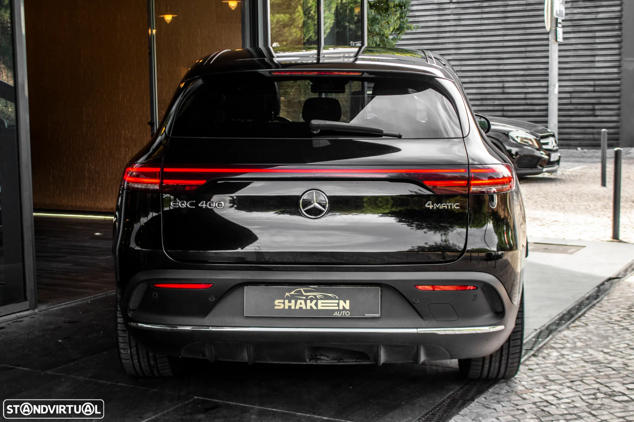 Mercedes-Benz EQC 400 4Matic - 11