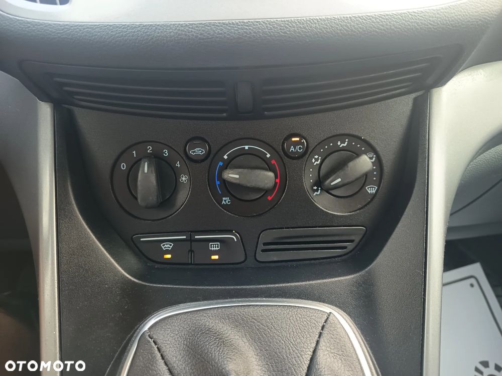 Ford C-MAX 1.6 Ti-VCT Champions Edition - 21