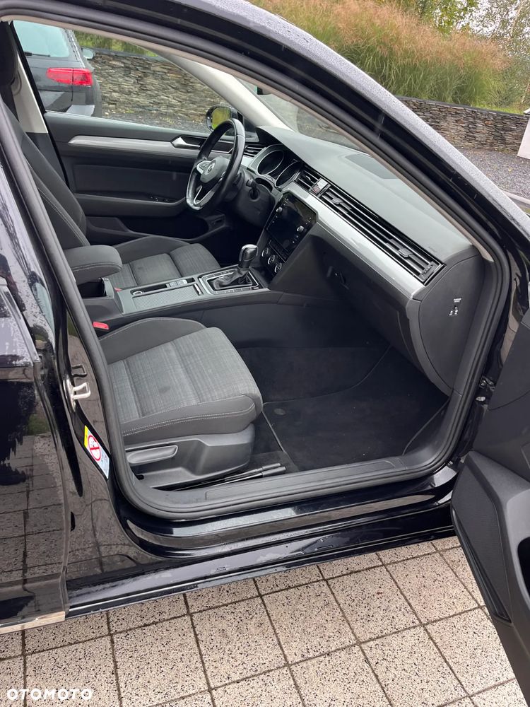 Volkswagen Passat 2.0 TSI Business DSG - 18