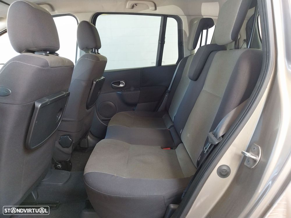 Renault Grand Modus 1.5 dCi Dynamique S - 8