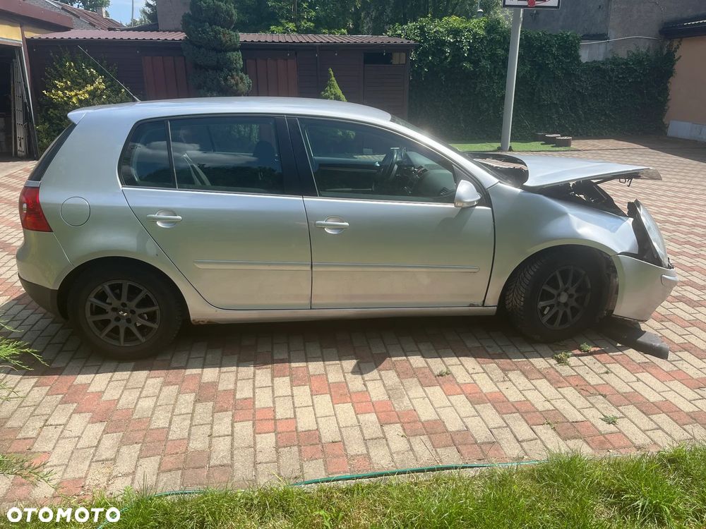 Volkswagen Golf 1.6 Team - 3