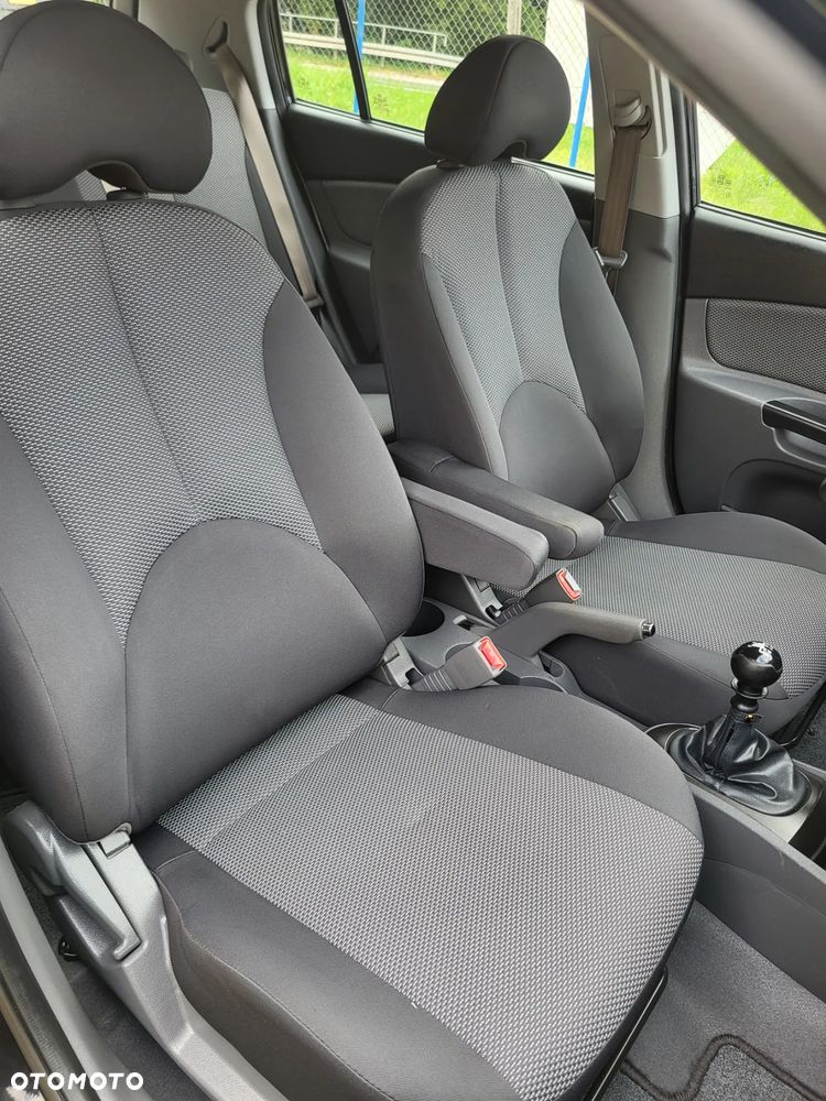 Kia Rio 1.4 Spirit - 20