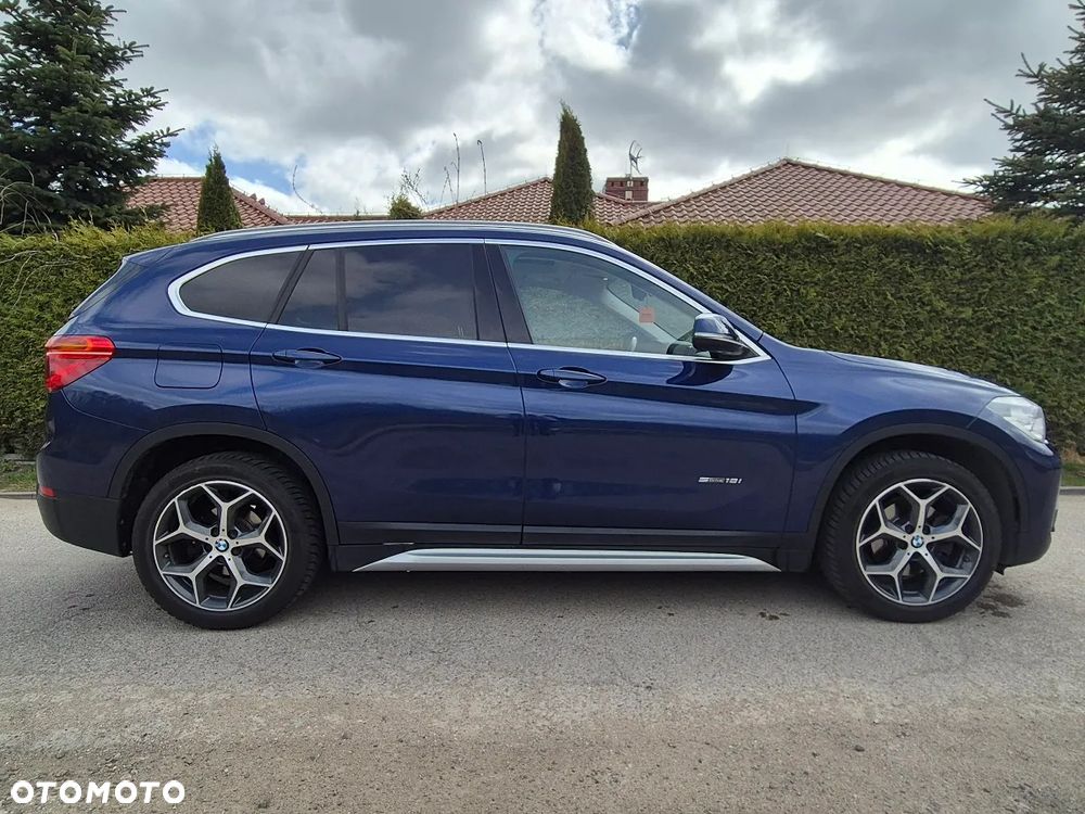 BMW X1 sDrive18i - 1