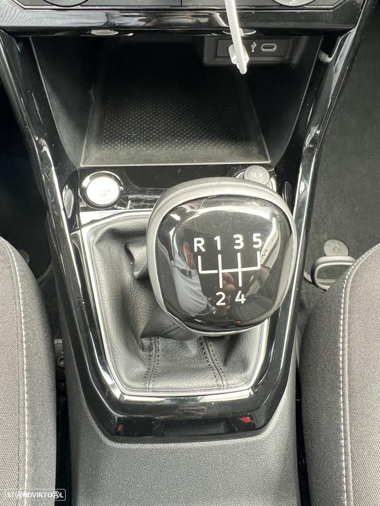 VW T-Cross 1.0 TSI - 21