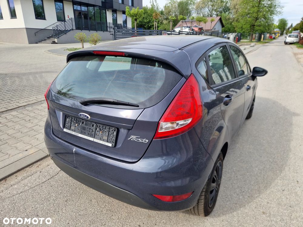 Ford Fiesta - 4
