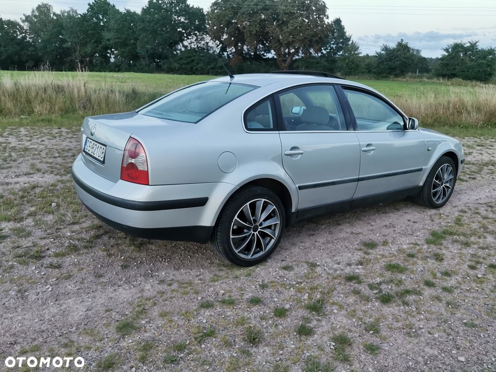 Volkswagen Passat - 3