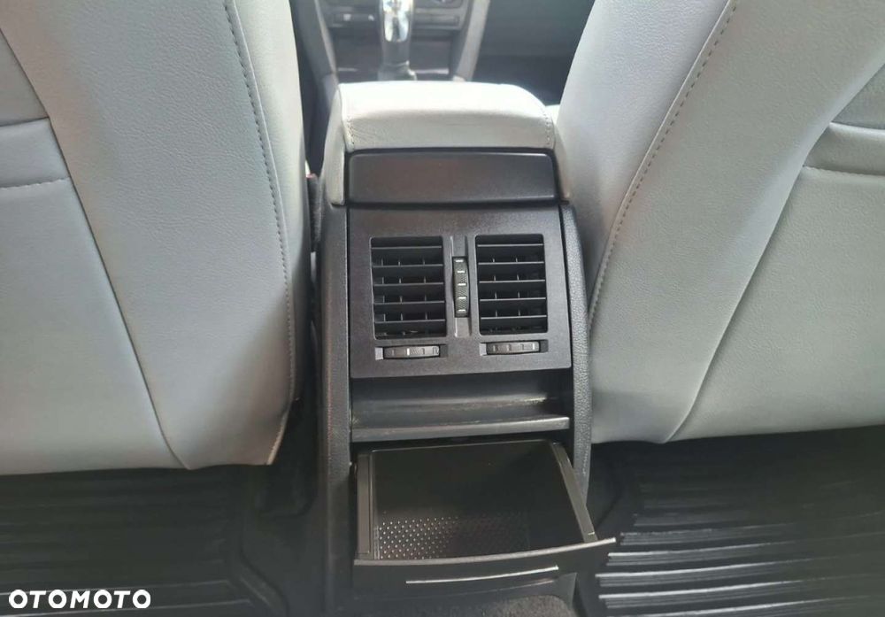 Skoda Octavia - 30